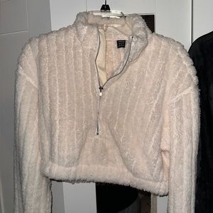 Fuzzy cropped white cream sweater